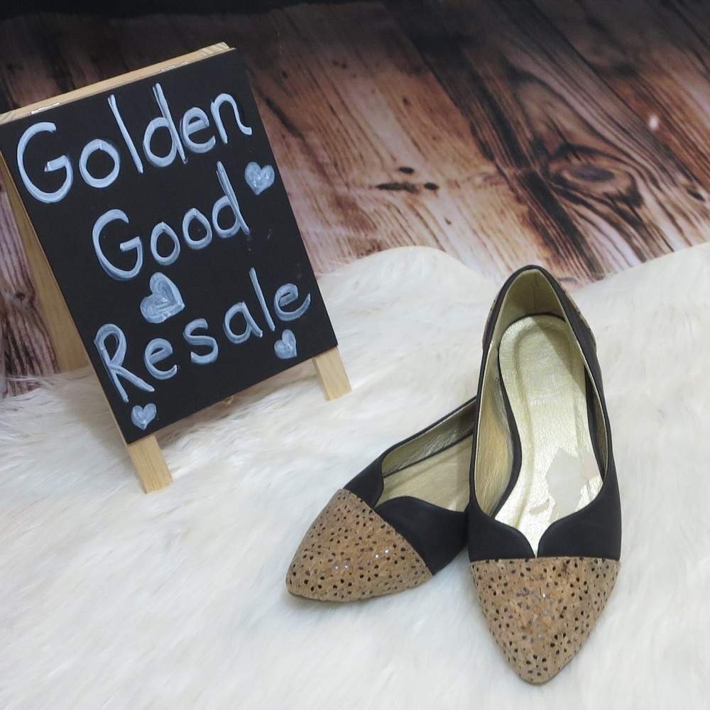 Makers Uniquely Yours *6.5*Cork/Black Flats - Picture 3 of 7